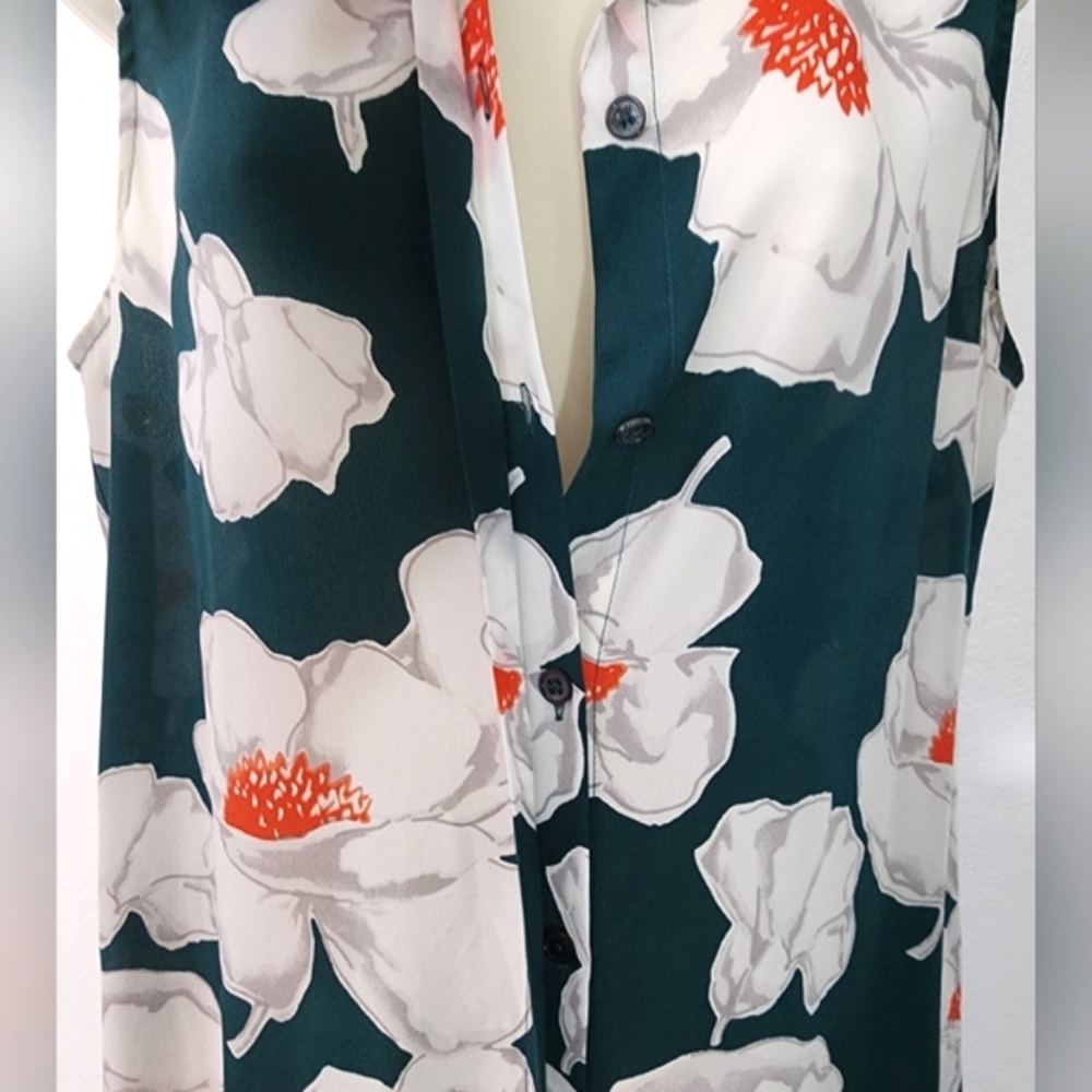 Equipment Femme Dress 100% Silk Floral Hidden Button Front Dark Green Size SP - Picture 8 of 17